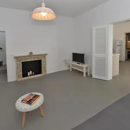 Seaside In Kardiani/giannaki Bay - Agnes's 펜션