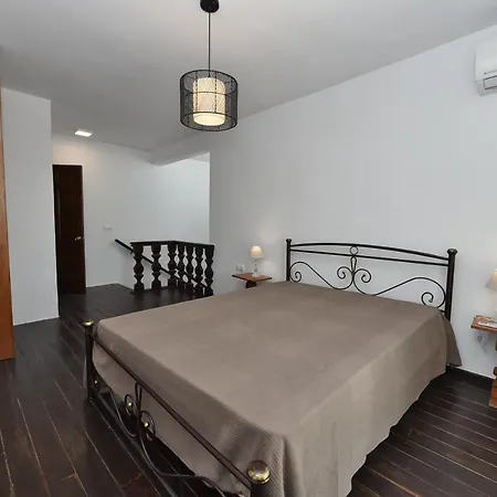 Seaside In Kardiani/giannaki Bay - Agnes's 펜션 Kardhianí