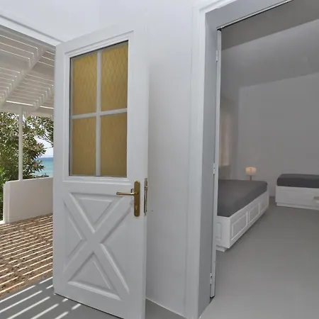 Seaside In Kardiani/giannaki Bay - Agnes's Holiday home *