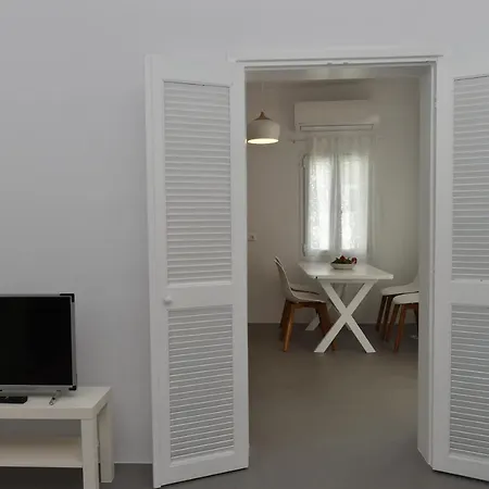 Seaside In Kardiani/giannaki Bay - Agnes's בית נופש